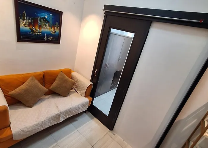 Apartment Flat Naia Chateau Elysee Pool View Manila